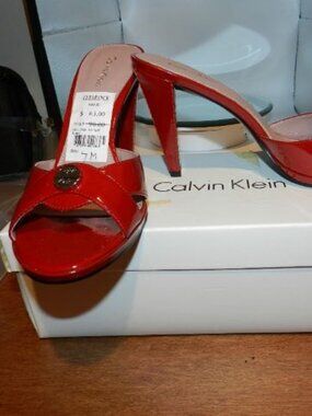 NEW Calvin Klein Vallina Red Patent Slide Mule Heels Size 7
